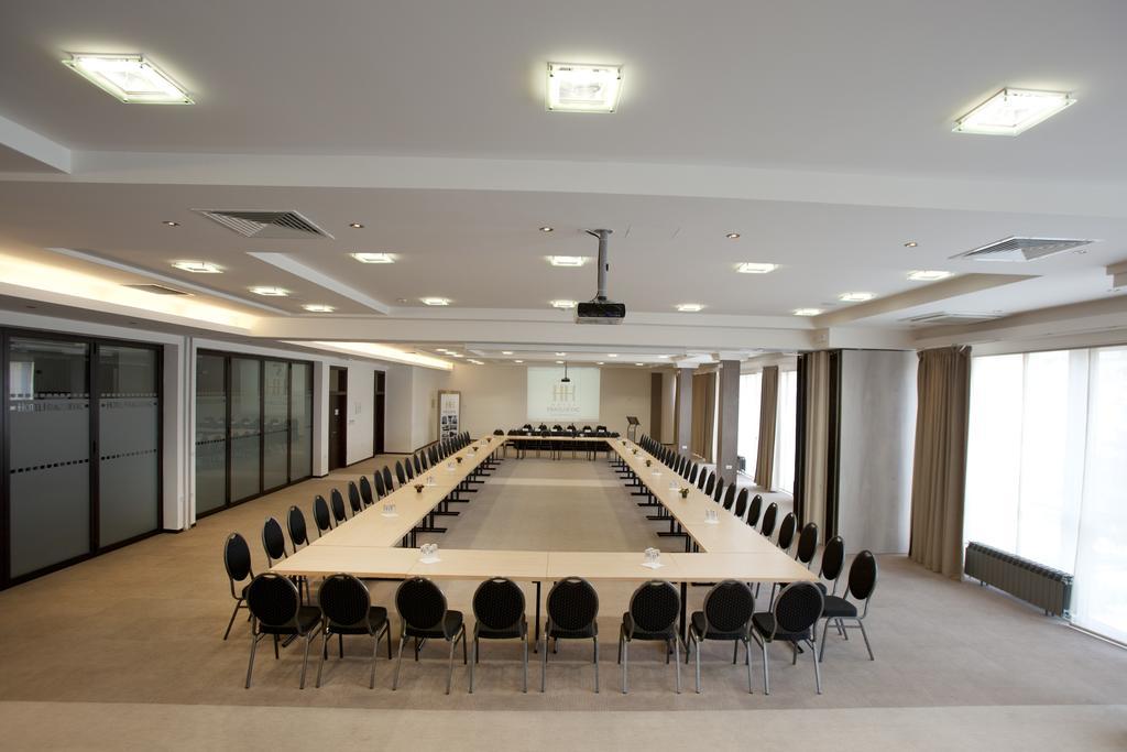 Hotel Kragujevac Exterior photo
