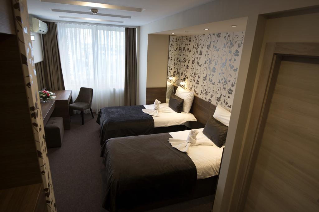 Hotel Kragujevac Exterior photo