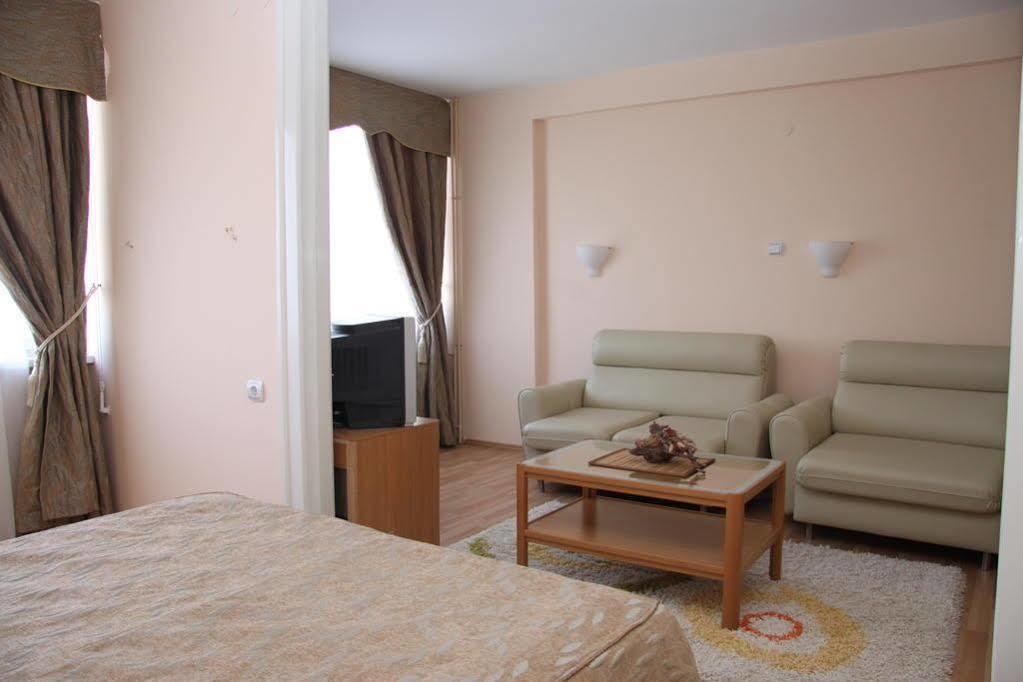 Hotel Kragujevac Exterior photo