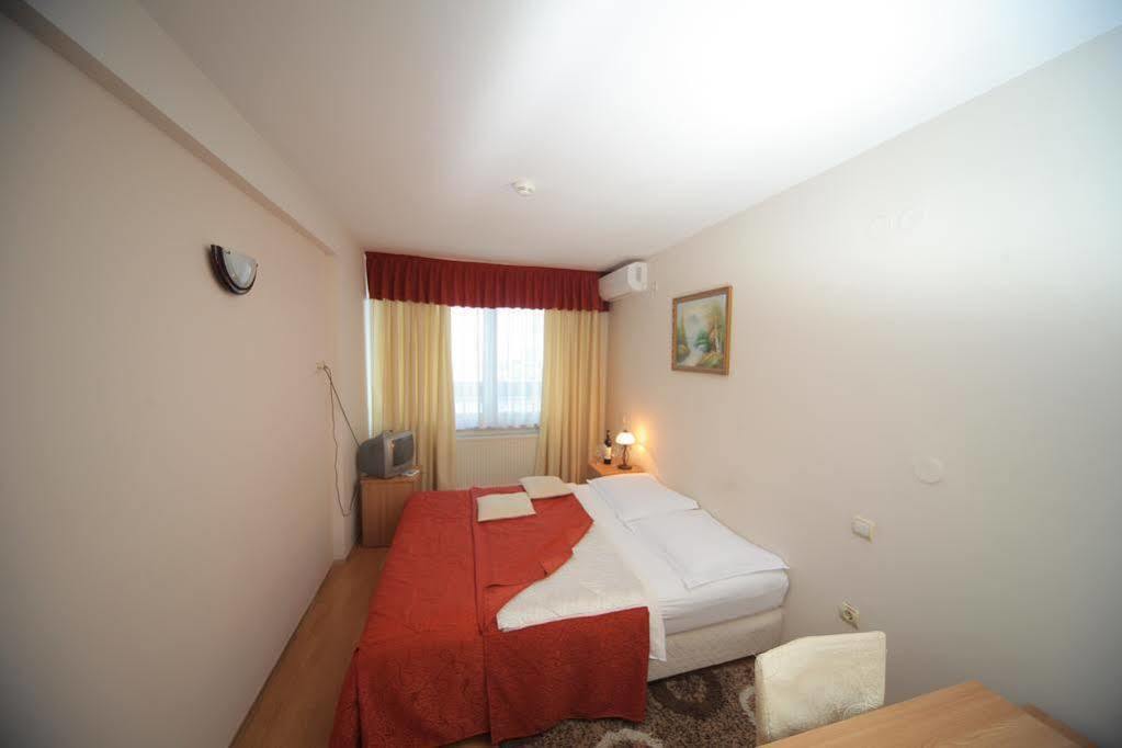 Hotel Kragujevac Exterior photo